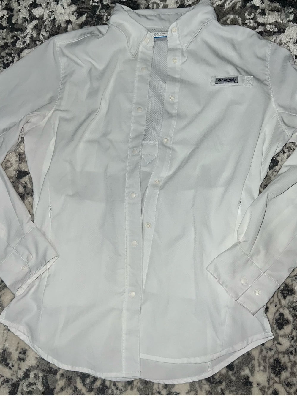 Columbia ladies snap water sun performance White Shirt sz small zip pockets